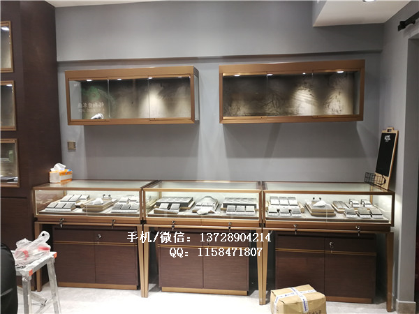 積極配合，值得合作的珠寶展柜廠(chǎng)家！